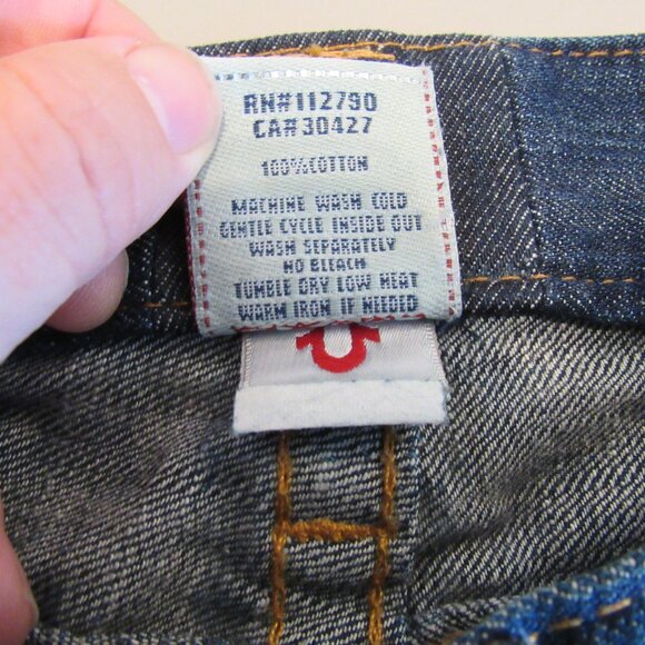 True Religion Jeans Unisex Size 29 Section Row Seat Dark Blue Wash Distressed - Picture 8 of 14